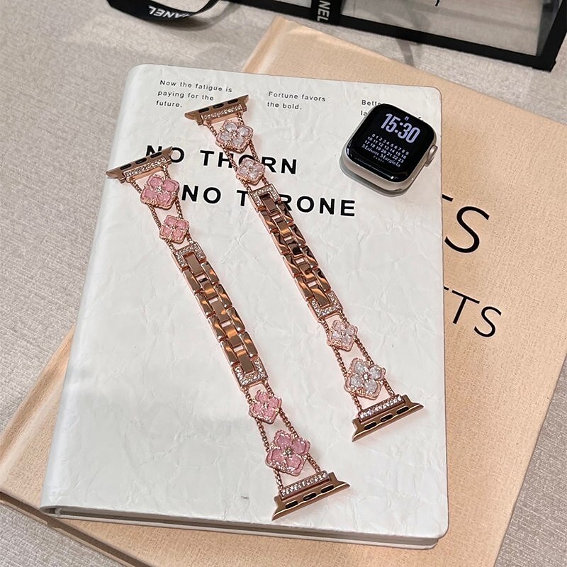 Solo Loop Compatible with Apple Watch band 38mm 40mm 41mm 42mm 44mm 45mm 49mm Women Luxury Alloy Strap Replacement Wristband for iwatch Ultra 2 Series 9 8 7 SE 6 5 4 3 2 14