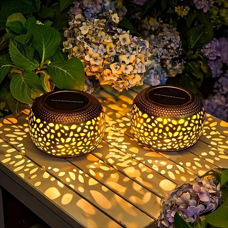 1/2 Pc Solar LED Garden Light Lantern Waterproof Outdoor Decoration Hollow Retro Metal Solar Light Mother's Day Gift for Garden Yard Porch Lawn and Indoor Desktop Decoration4