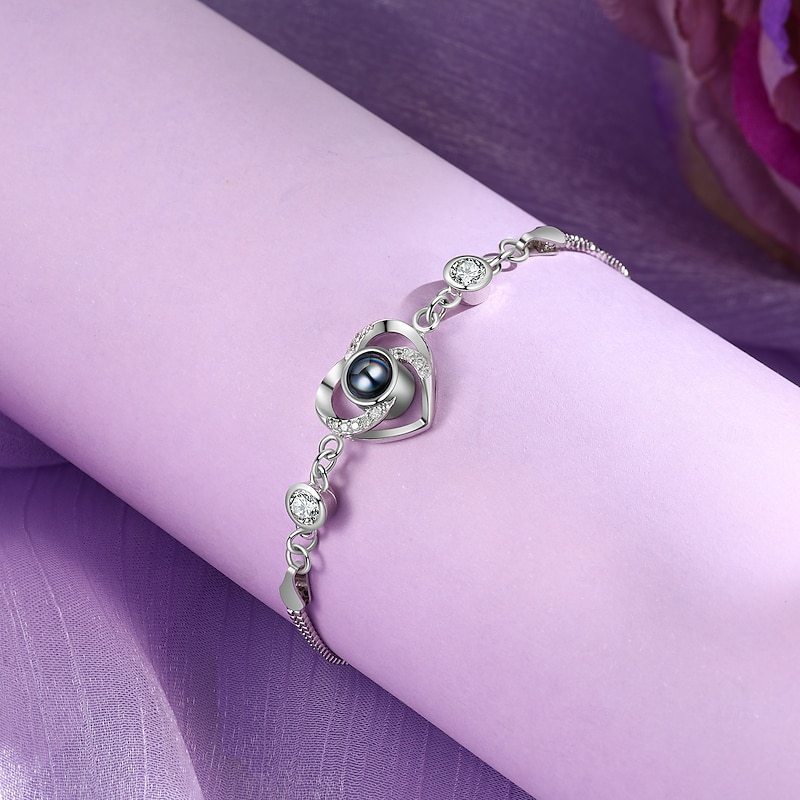 Personalized Elegant Heart-Shaped Bracelet Custom Best Gift for Mom Projection Stone with Custom Photo for Wives and Female Friends4