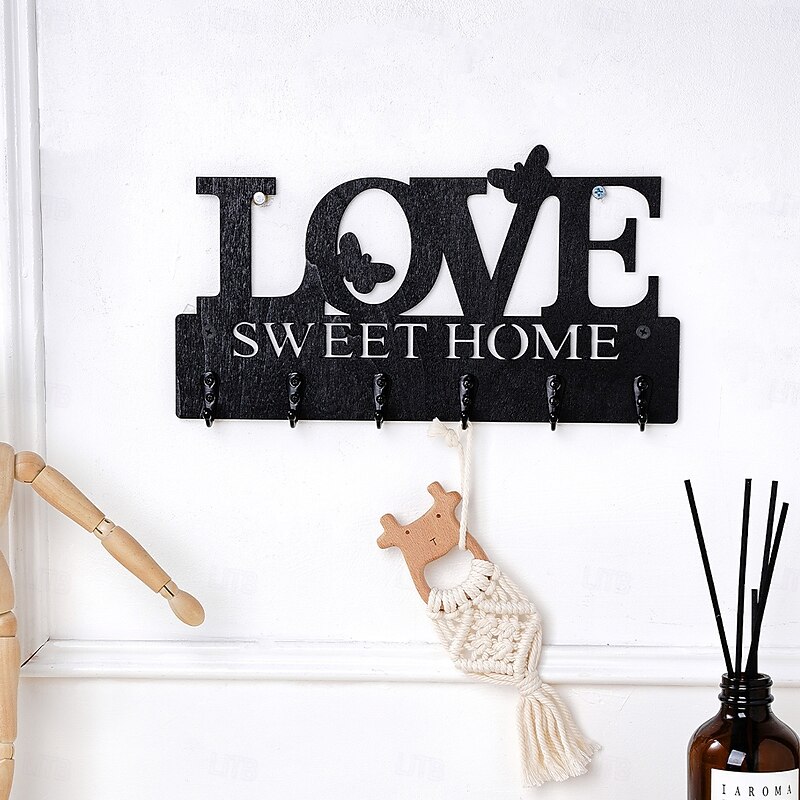 Wall-Mounted Letter Hook Rack – Novelty Wooden Panel with Metal Hooks for Keys, Cleaning Tools & Storage, Decorative Hanging Organizer for Bathroom, Kitchen & Pantry