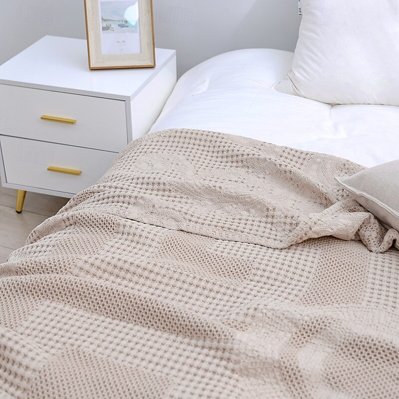 Cooling Blanket, 100% Rayon Derived from Cotton,Cool Summer Blanket for Hot Sleepers, Soft Comfy Lightweight Blankets for All Seasons2