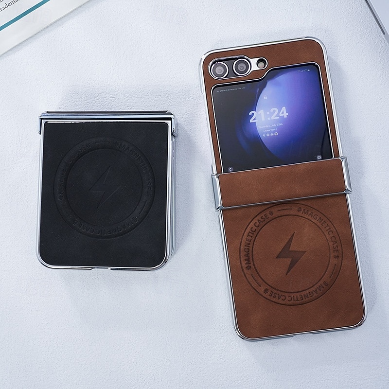 Phone Case For Apple AirTag Z Flip 7 Z Flip 6 Z Flip 5 Z Flip 4 Z Flip 3 Magnetic Adsorption Support Wireless Charging Shockproof Retro PC PU Leather2