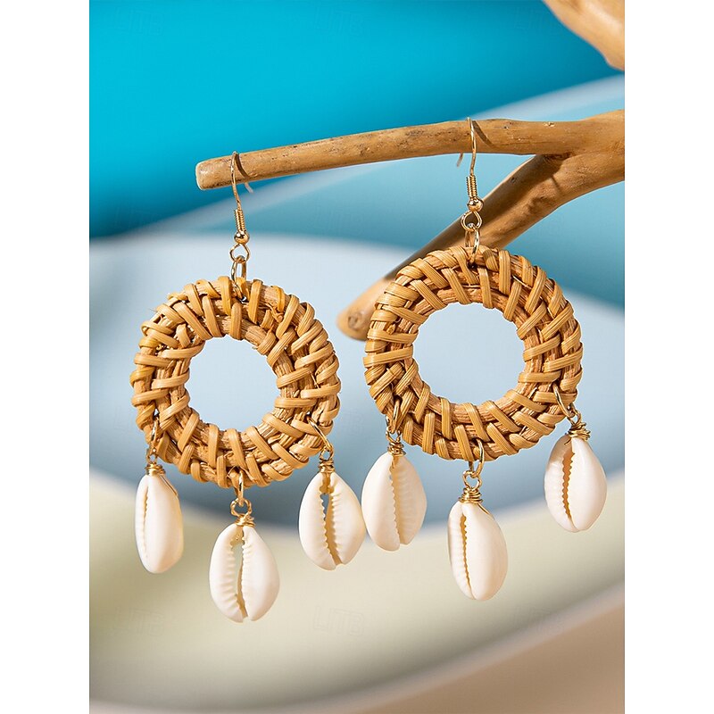 Boho Shell Drop Earrings for Women – Handmade Rattan Circle Dangle Earrings with Natural Cowrie Shells, Lightweight Beach Jewelry for Summer Vacation & Coastal Outfits
