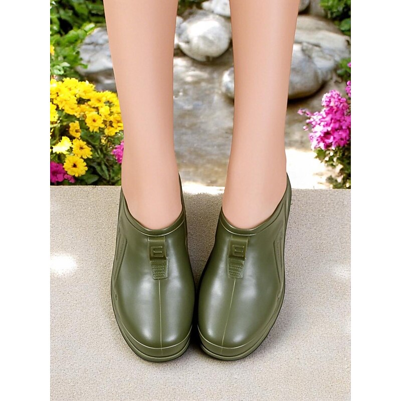 Women's Practical Green Slip-On Garden Shoes – Durable, Lightweight, Ideal for Gardening, Outdoor Work, and Casual Wear3
