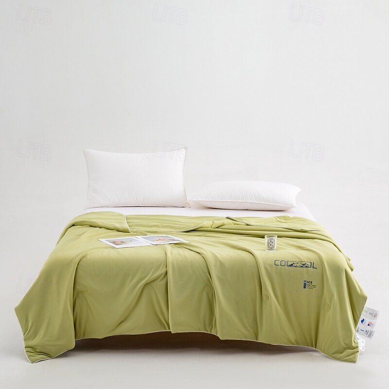 Cooling Quilt Comforter Breathable Tencel Lyocell Fiber Quilt Queen Cooling Blanket for Hot Sleeper Lightweight Duvet for Summer Green Pink Blue Purple