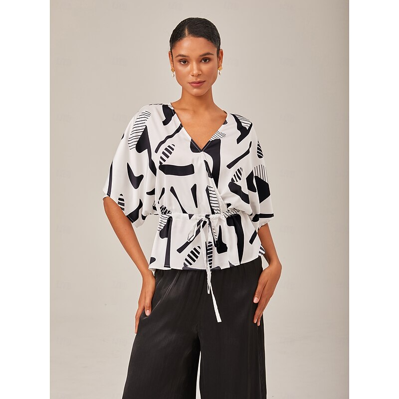 Geometric Ruched Dolman Sleeve Top4