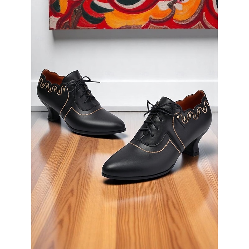 Women's Brown Lace-Up Oxford Kitten Heel Shoes – 1920s Edwardian Retro Style Vintage Brogue Pumps for Elegant Daily Wear and Themed Parties