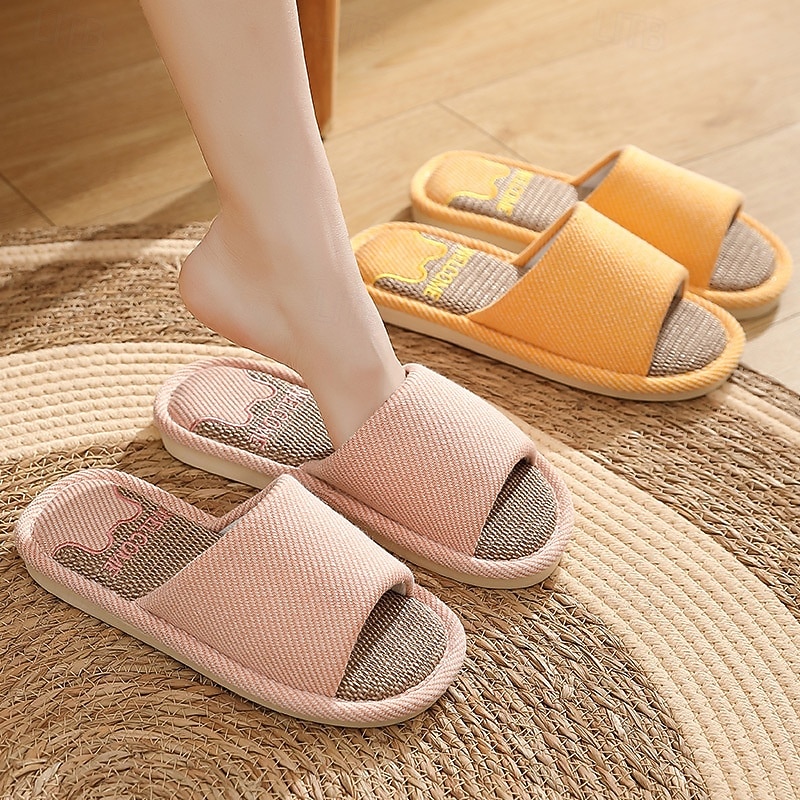 Women's Fuzzy Slippers,Cute Slippers For Women Indoor and Outdoor Fuzzy Flip Flop Slippers For Women Fashion Lightweight Cozy Comfy Plush Warm Lined House Slippers Slip-on Shoes