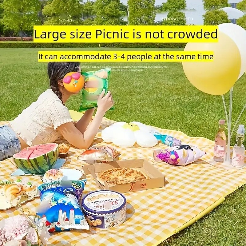 Waterproof and Thickened Portable Picnic Mat - easy to Clean Foldable for Outdoor Leisure Lawn and Beach Use Moisture-proof and Moisture-resistant4