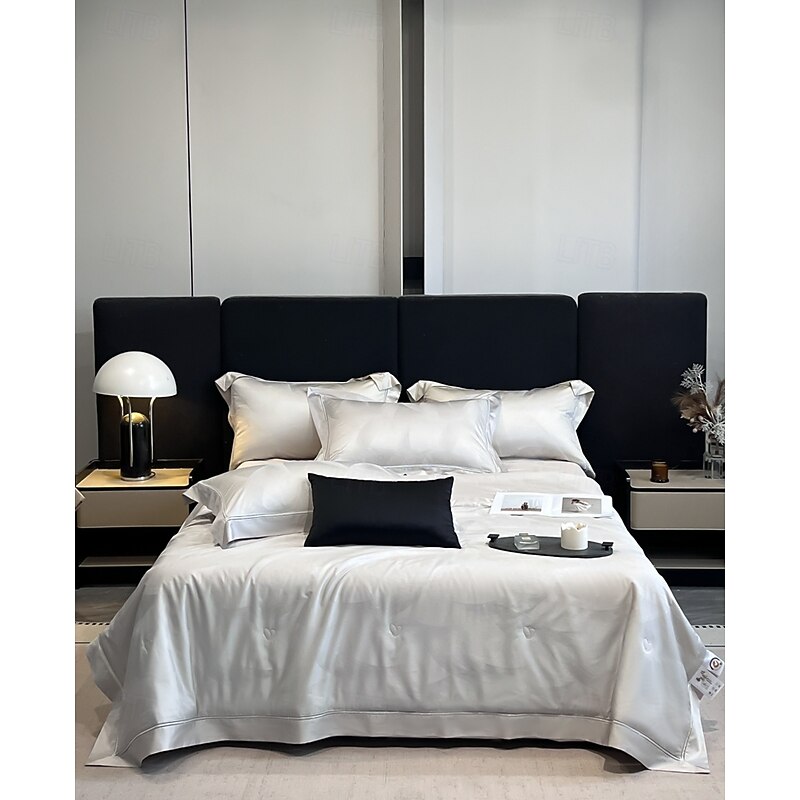 Cooling Comforter Breathable Tencel Lyocell Fiber Quilt Queen Cooling Blanket for Hot Sleeper Machine Washable Lightweight Duvet for Summer