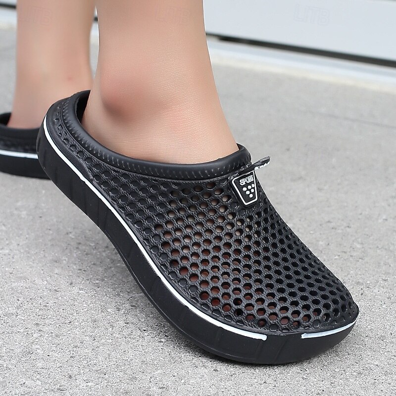 Men and Women Sandals Summer Hole Shoes Lovers New Home Garden Beach Flat Slippers