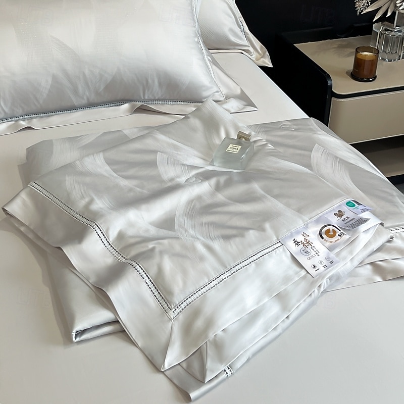 Cooling Comforter Breathable Tencel Lyocell Fiber Quilt Queen Cooling Blanket for Hot Sleeper Machine Washable Lightweight Duvet for Summer3