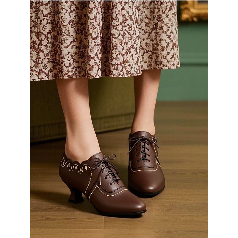 Women's Brown Lace-Up Oxford Kitten Heel Shoes – 1920s Edwardian Retro Style Vintage Brogue Pumps for Elegant Daily Wear and Themed Parties2