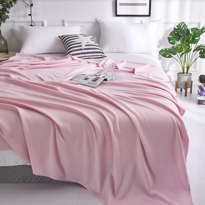 Cooling Blanket, 100% Rayon Derived from Bamboo, Cool Summer Blanket for Hot Sleepers, Soft Comfy Lightweight Blankets for All Seasons2