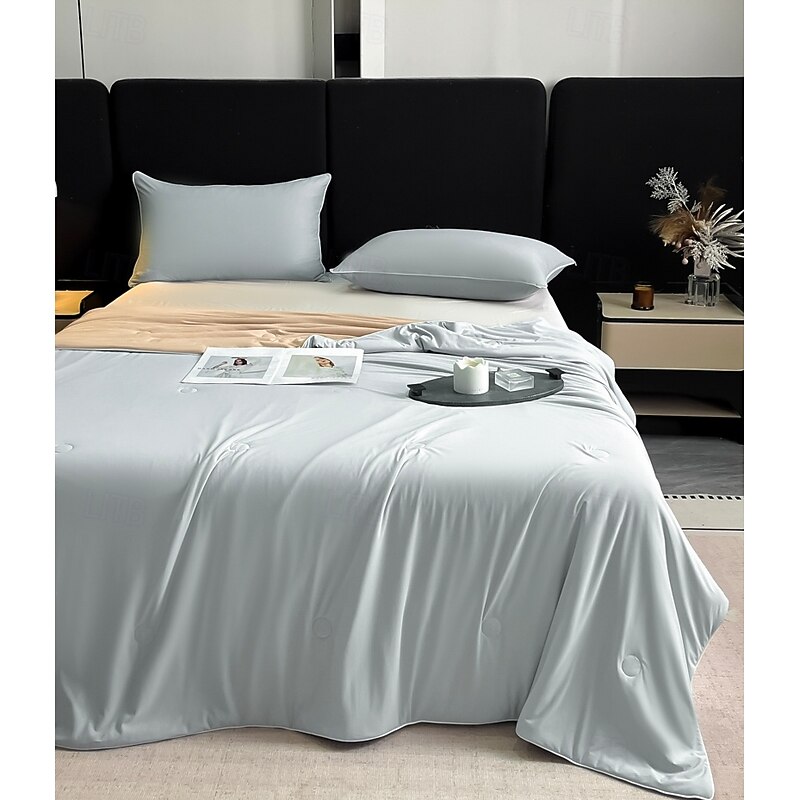 Lightweight Cooling Quilt Comforter Tencel Lyocell Fiber for Summer Easy Care Naturally Breathable & Cooling3