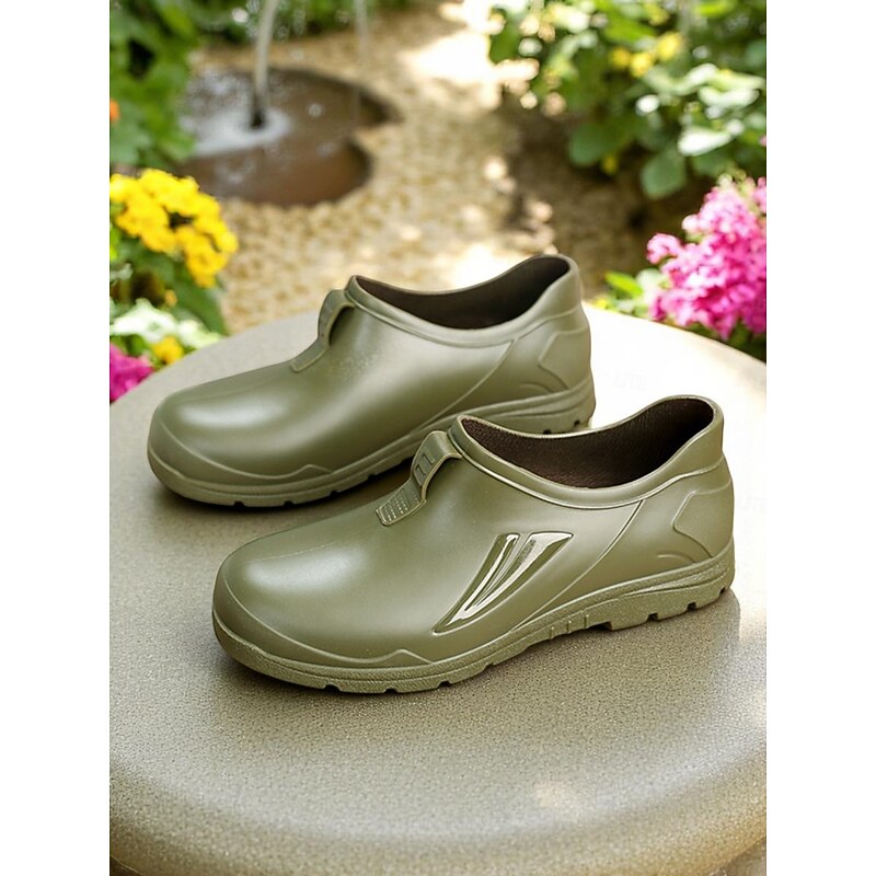 Women's Practical Green Slip-On Garden Shoes – Durable, Lightweight, Ideal for Gardening, Outdoor Work, and Casual Wear4