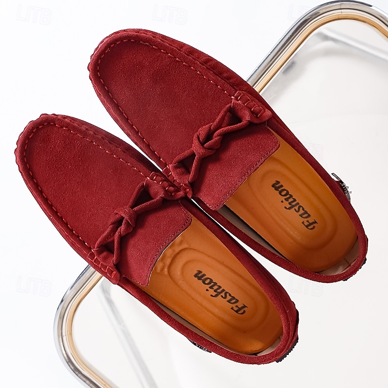 Men's Red Suede Moccasins with Tassel Detail, Casual Slip-On Shoes for Outdoor Events and Vacation Adventures2