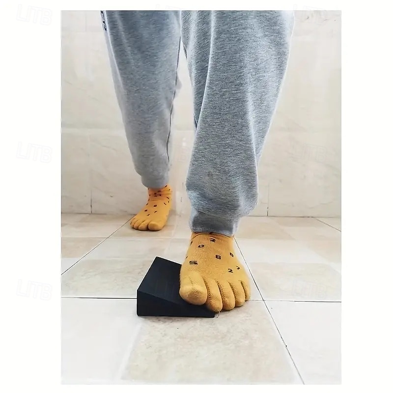 1 Pair Soft EVA Wedge Yoga Blocks, Black Foam Slant Blocks for Wrist Support, Balance, Stretching, Pilates, Squats, Push-Ups and Fitness Training3