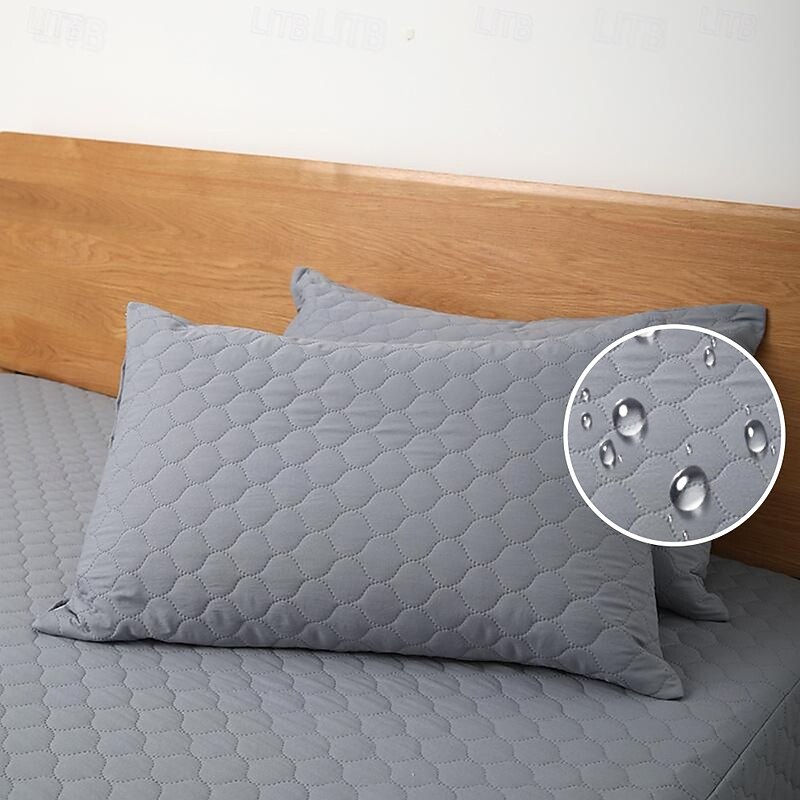 Waterproof Outdoor Pillow Covers, Embossed Sweat-absorbent and Moisture-wicking Protective Cover Bed Livingroom Garden Cushion Decorative Case for Patio Couch Decoration