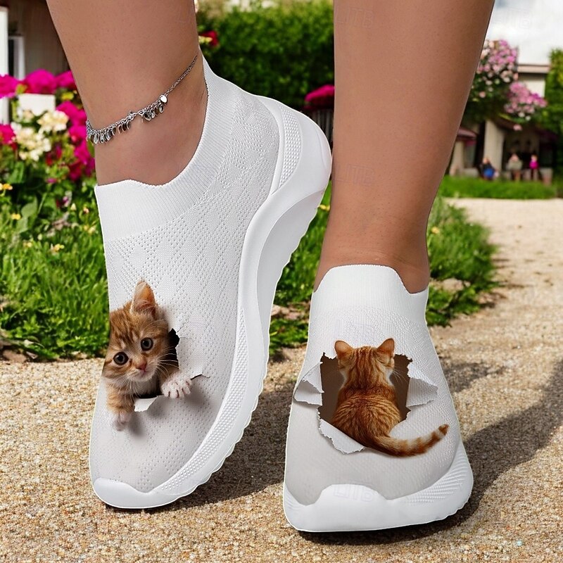 Slip-On Flyknit Sneakers with Cat Print Design, Breathable Upper and Comfortable Sole for Casual and Fun Wear2