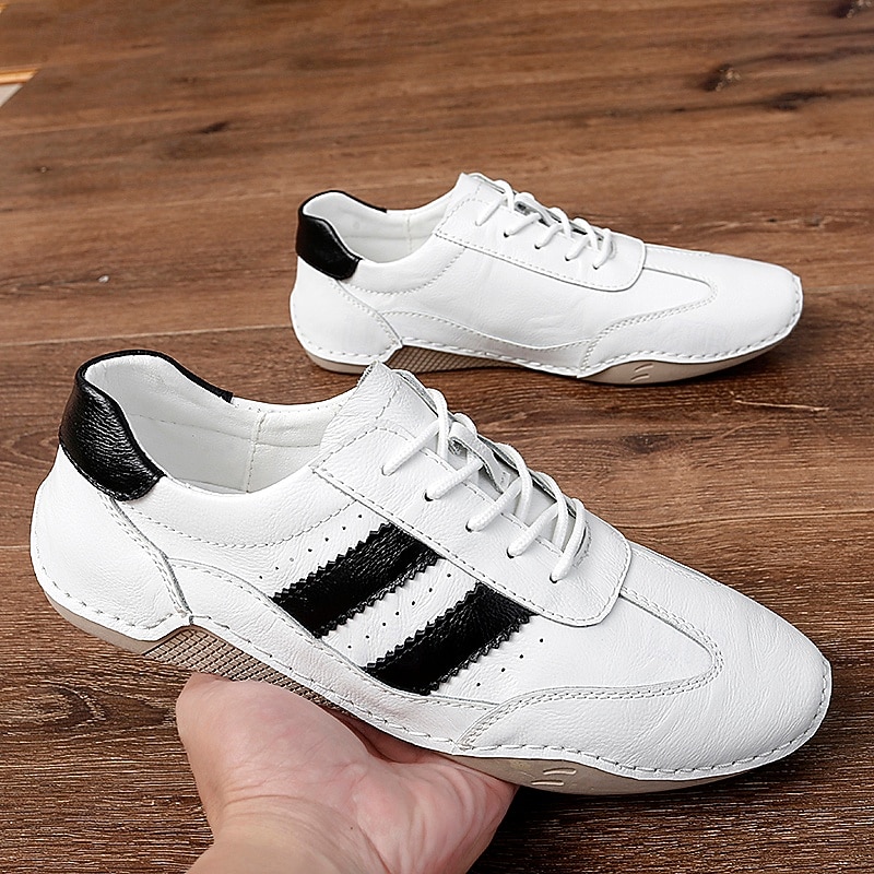 Men's White Sport Sneakers – Classic Two-tone Design with Stripes for Casual and Athletic Wear3
