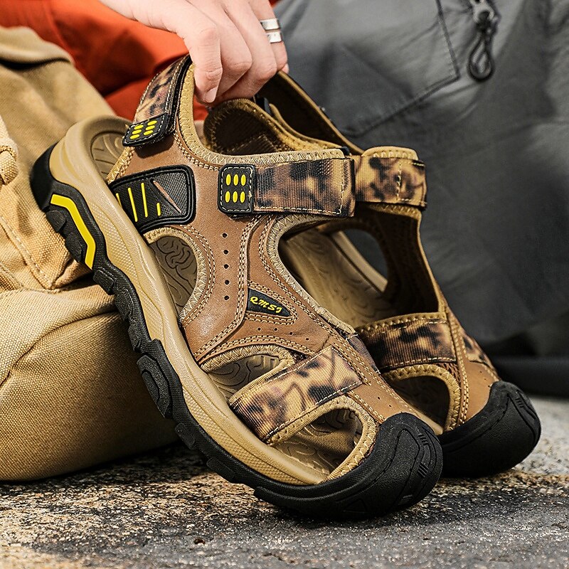 Men's Camouflage Outdoor Hiking Sandals with Adjustable Straps and Cushioned Non-Slip Sole Rugged Style for Adults Ideal for Camping Summer Trails Forest Exploration2