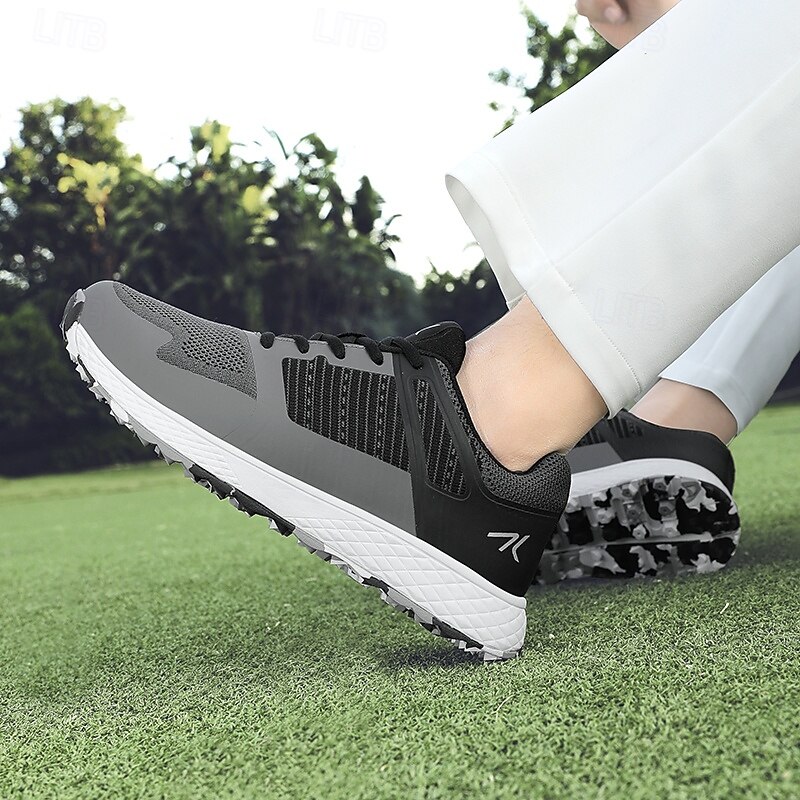 Men's Black and Gray Golf Shoes with Non-Slip Sole - Comfortable and Durable Footwear for Professional Golfers4