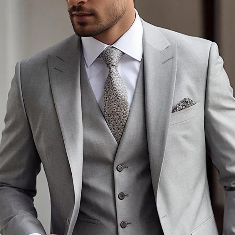 Men's Wedding Suits Peak Light Grey Daily Business Solid Colored Plus Size 3 Piece Single Breasted Two-buttons2