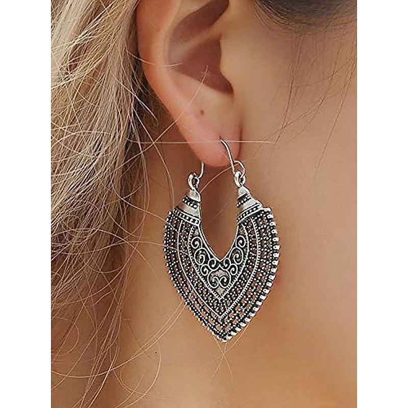 Women's Vintage Bohemian Drop Earrings – Lightweight Alloy Tribal Style Hook Earrings for Women – Ideal for Festivals, Parties, Casual Outfits and Gifts