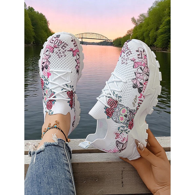 Women's Flyknit Sneakers with Blue Butterfly Print – Fashionable Lightweight Trainers for Walking, Casual Outings and Travel