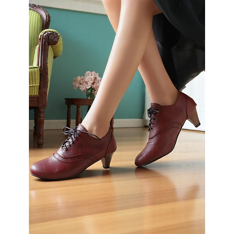 Women's 1950s Vintage Lace-Up Oxford Shoes – Retro Faux Leather Mid Heel Dress Shoes for Special Occasions and Classic Outfits2