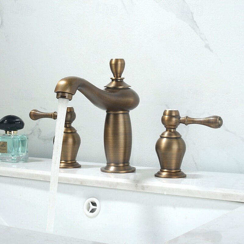 Bathroom Sink Faucet - Classic / Widespread Antique Brass / Nickel Brushed Widespread Two Handles Three HolesBath Taps