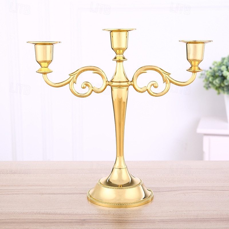 Vintage Gold Candelabra Candle Holder, 5 Arm Metal Taper Candle Stand for Table Centerpiece, European Retro Candlestick for Wedding Hotel Birthday Dec