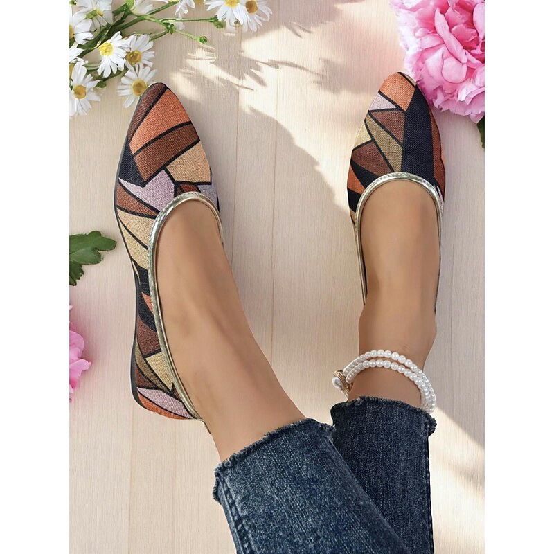 Women's Floral Print Ballet Flats – Soft Pointed Toe Fabric Flats for Spring Outings, Weekend Dates & Garden Events2