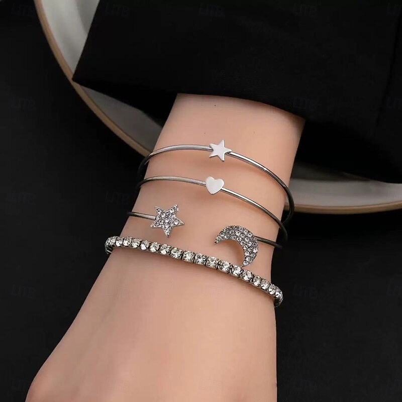 Women's Bracelet Tropical Moon Heart Star Punk Stylish Alloy Bracelet Jewelry Silver / Golden For Party
