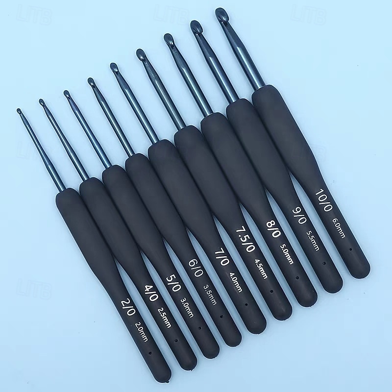 Blue Soft-Handled Crochet Hook Set, 9-Piece Boxed Crochet Hook Kit with Silicone Handles for Yarn and Sweater Knitting4