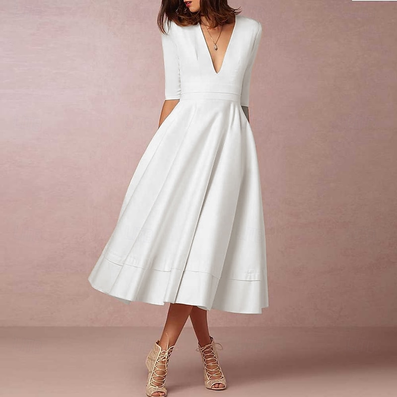 Beach Wedding Beach Simple Wedding Dresses A-Line V Neck Sleeveless Court Train Satin Bridal Gowns With Pleats Ruched dress to impress