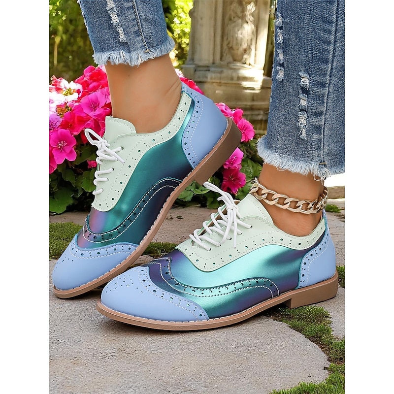 Women's Colorblock Wingtip Oxford Shoes  1950s Retro Lace-Up Brogues with Iridescent Panels for Casual Outings and Vintage-Inspired Street Style2