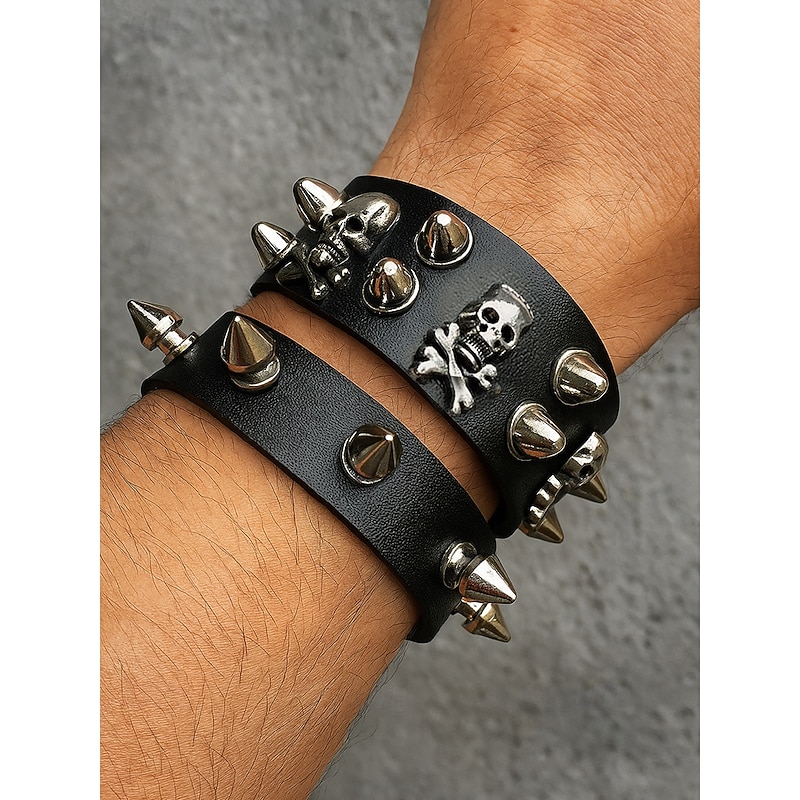 Men's Gothic Skull and Spiked Leather Bracelets – Vintage Punk Style, Halloween Party Accessory, Adjustable, Suitable for Cosplay and Everyday Wear