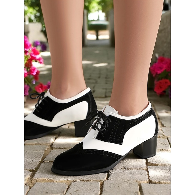 Women's Two-Tone Black and White Oxford Heels with Brogue Detailing – 1950s Vintage Lace-Up Dress Shoes for Daily Wear, Spring Outfits, and Retro-Inspired Looks2