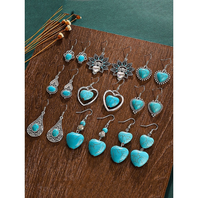 Women's Boho Turquoise Heart Drop Earrings – Vintage Silver Accents, Natural Stone Dangle Design for Free-Spirited Women, Ideal for Music Festivals, Casual Outings and Gifts