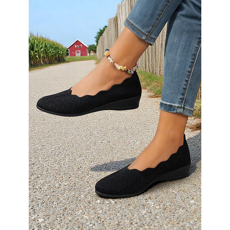 Women's Black Knit Slip-On Flats, Breathable Fly-Weave Round-Toe Shoes for Casual Outings, Office Commute and Summer Countryside Walks