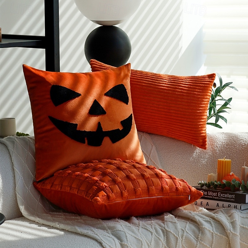 1 pcs Velvet Pillow Cover, Halloween Square Traditional Classic2