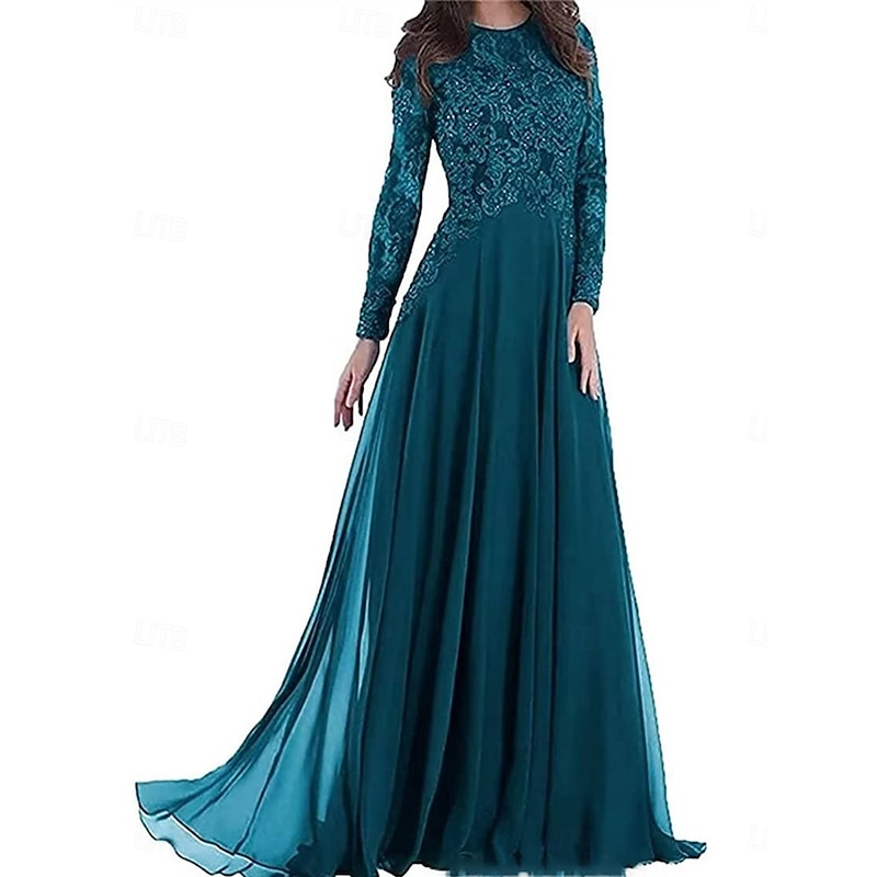 A-Line Mother of the Bride Dress Elegant Party Crew Neck Floor Length Lace Long Sleeve with Pleats