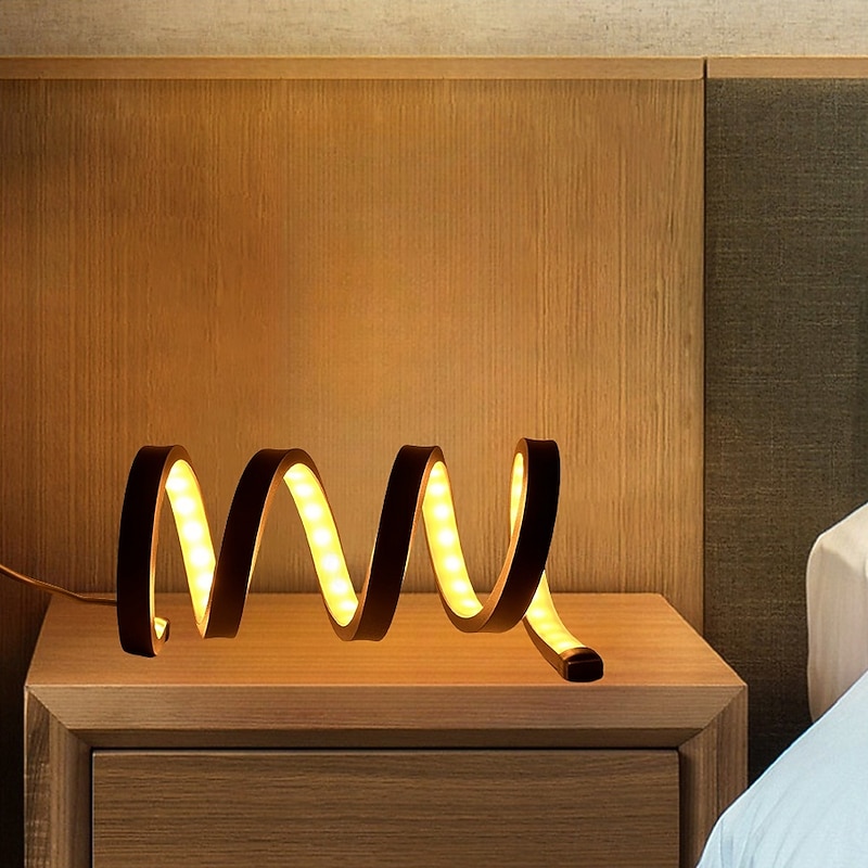 Table Lamp Modern Minimalist Bedside Table Lamp Creative Hop Horse-shaped Dimmable Bedroom Living Room Bedside Desk Lamp LED Black Dedside Lamp3