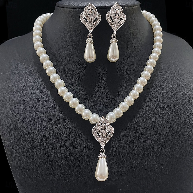 Bridal Jewelry Sets 1 set Imitation Pearl Rhinestone Earrings Necklace Women's Stylish Trendy Sweet Jewelry Set For Wedding Special Occasion Party Evening Wear