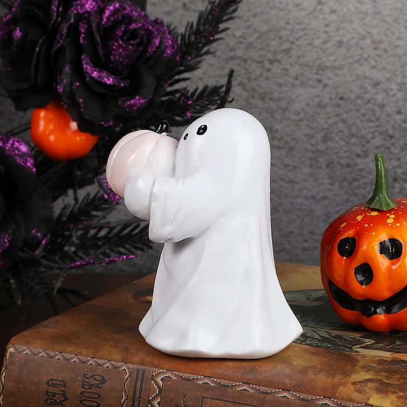 Halloween Cute Cute Ghost Decoration Figurine Holding Pumpkin, Resin Desktop Ornament for Holiday Party Atmosphere and Home Decoration2