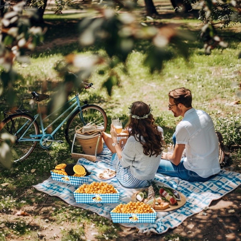 20pcs Oktoberfest Party Food Trays, Disposable Paper Snack Boxes with Bavarian Flag, German Beer Festival Popcorn Chicken Containers for Oktoberfest Party Supplies3