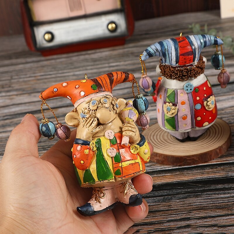 Halloween Clown Resin Figurine, Funny Face-Covering Clown Hanging and Desktop Ornament, Creative Cartoon Resin Decoration for Home and Living Room2