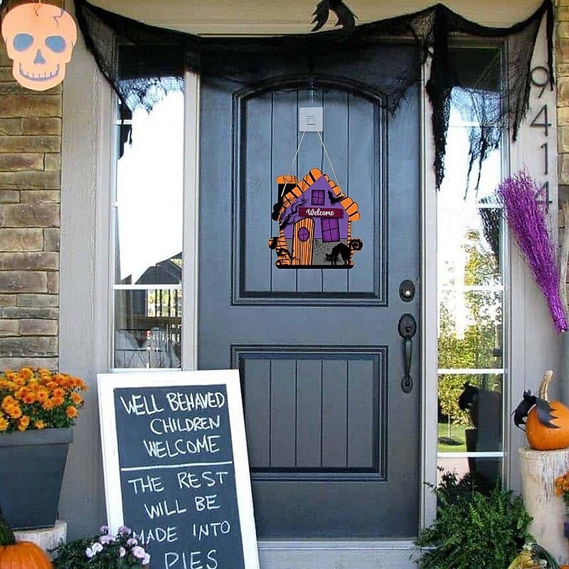 Halloween Welcome Wood Door Hanger, Purple Haunted House and Cat Hanging Sign, Spooky Front Door Wreath for Halloween Decor2